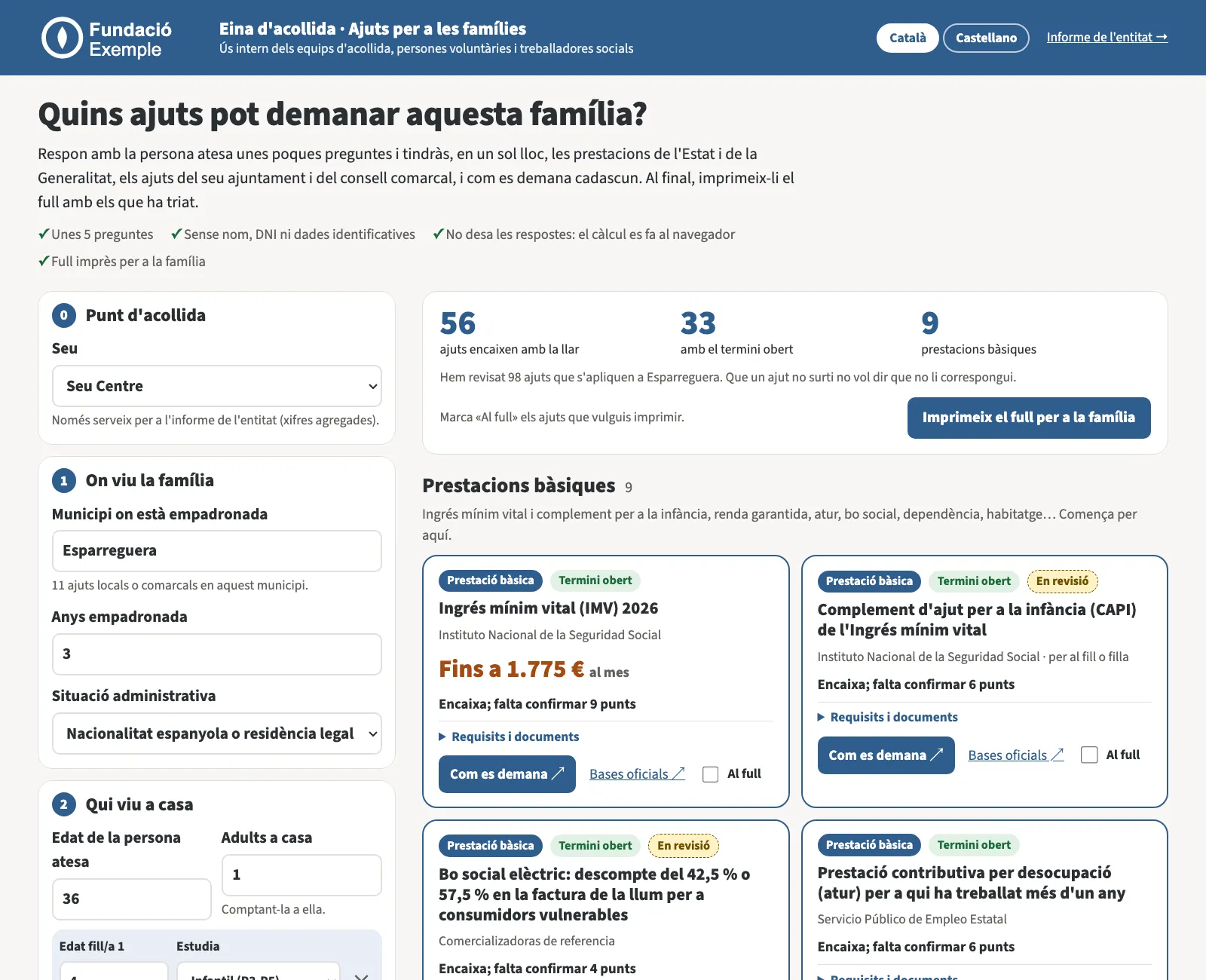 L'eina d'acollida d'una entitat fictícia: a l'esquerra, les preguntes sobre la família; a la dreta, les prestacions bàsiques i els ajuts que hi encaixen.